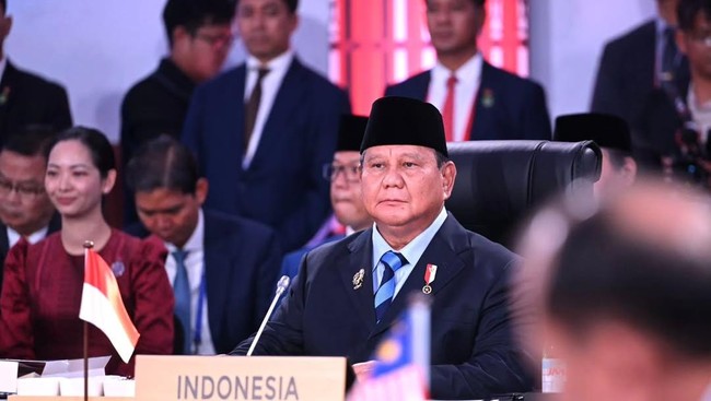 Prabowo Tinjau Kampung Nelayan di Gorontalo Usai KTT ASEAN