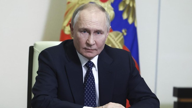Putin Diduga Kelola Sekolah Intelijen di Rusia