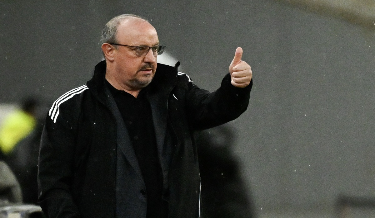 Rafael Benitez Siap Latih Timnas Italia, Tantangan Piala Dunia Menanti