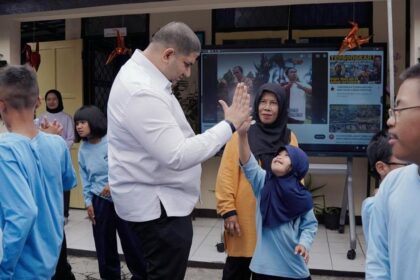 Rajiv Berikan 50 PIP untuk Anak Berkebutuhan Khusus di Lembang