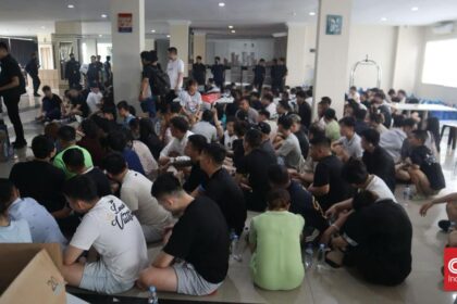 Ratusan WNA Ditangkap di Batam Terkait Penipuan Online