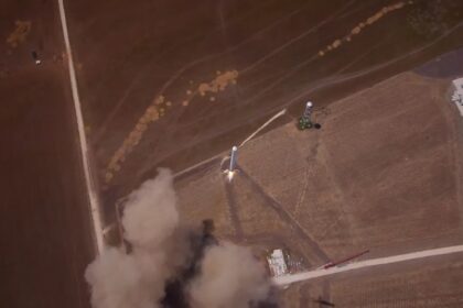 Roket SpaceX Berpotensi Menabrak Bulan, Peringatan Sampah Antariksa
