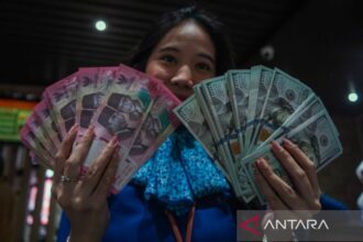 Rupiah Menguat Menjadi Rp 17.814 per Dolar AS