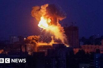 Serangan Skala Besar Rusia di Ukraina Tewaskan Empat Orang