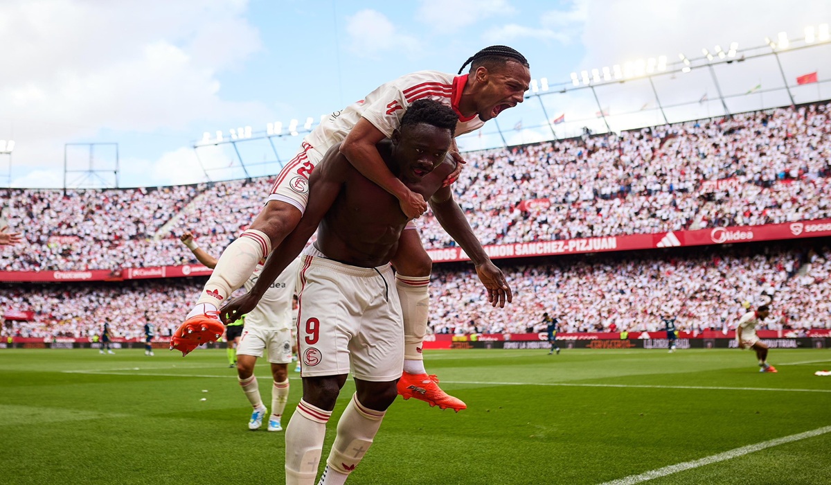 Sevilla Tekuk Espanyol, Jauhi Ancaman Degradasi