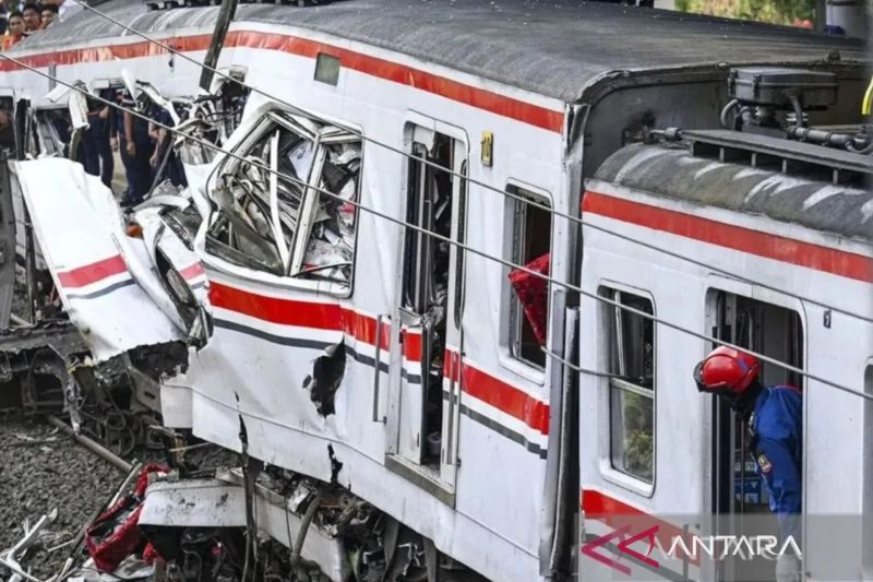 Sopir Taksi Ditetapkan Lalai dalam Kecelakaan KRL di Bekasi