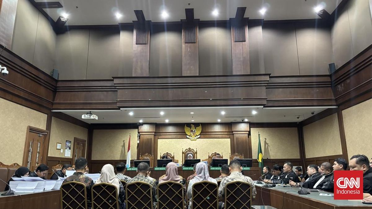 Sultan Kemnaker Dituntut 6 Tahun Penjara atas Kasus Suap
