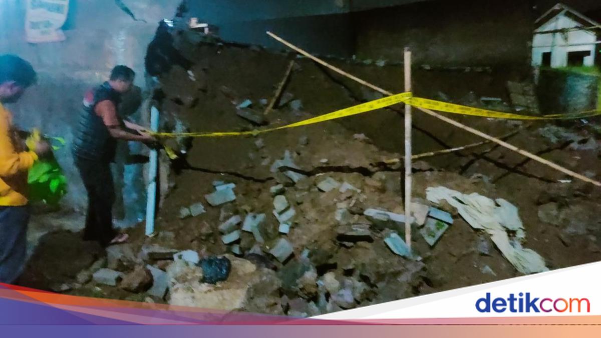 Tembok Penahan Tanah Longsor di Cianjur, Satu Orang Tewas