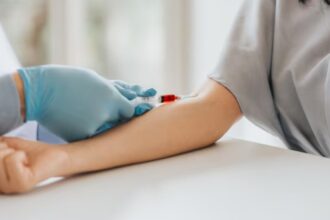 Tes Darah Sederhana Mendeteksi Alzheimer Sejak Usia Muda