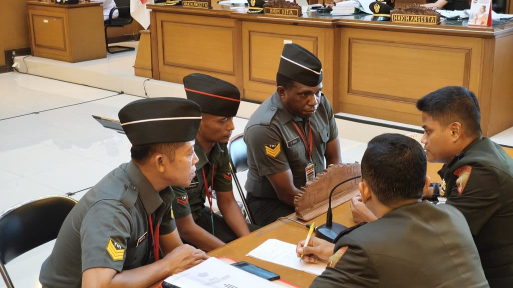 Tiga Anggota TNI Dituntut hingga 12 Tahun Penjara atas Kasus Pembunuhan
