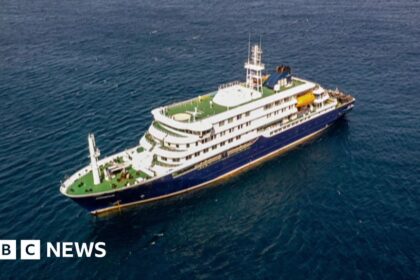 Tiga Orang Tewas dalam Dugaan Wabah Virus di Kapal Pesiar Atlantik