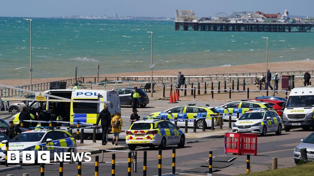 Tiga Wanita Muda Ditemukan Tewas di Laut Brighton