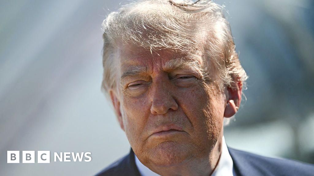 Trump Instruksikan Negosiator AS Tidak Tergesa-gesa Buat Kesepakatan dengan Iran