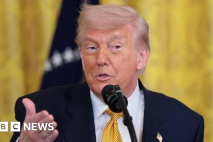 Trump Optimistis Kesepakatan Damai dengan Iran meski Ada Kewaspadaan