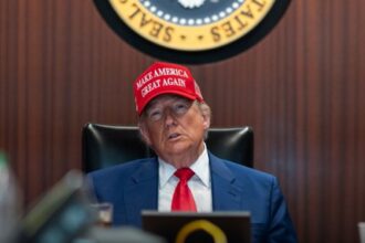 Trump Tunda Serangan Militer ke Iran Atas Desakan Negara Teluk