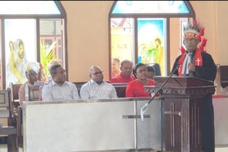 Wali Kota Sorong Hadiri Ibadah Pentakosta di GKI Elim Malanu