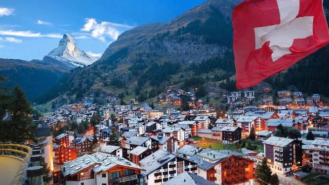 Warga Swiss Tinggalkan Gereja untuk Hindari Pajak