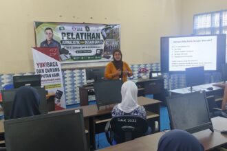 SMPN 6 Kotamobagu gandeng Zonautara pada pelatihan jurnalistik dan desain grafis