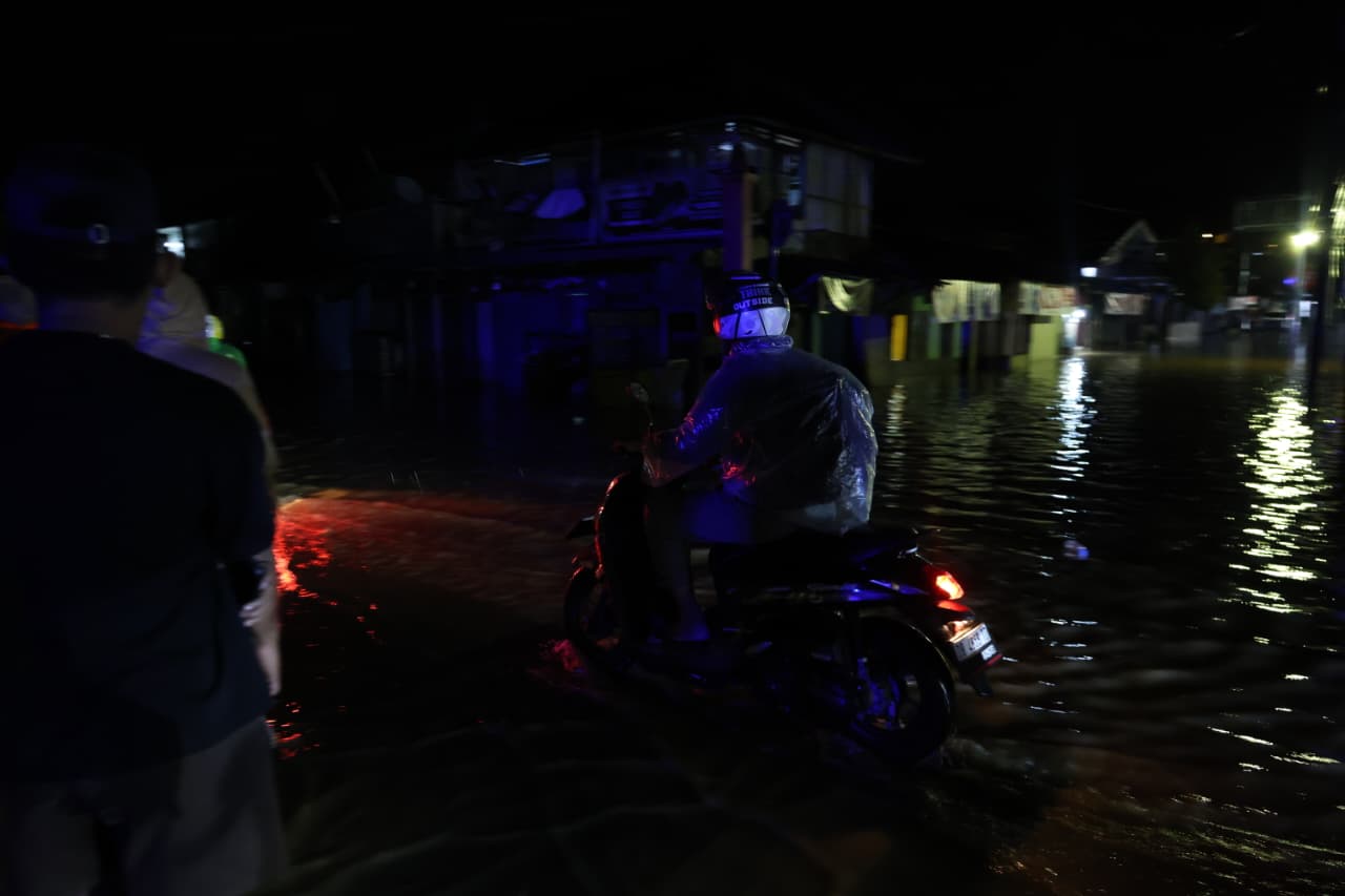 FOTO: Banjir rendam sejumlah wilayah di Manado