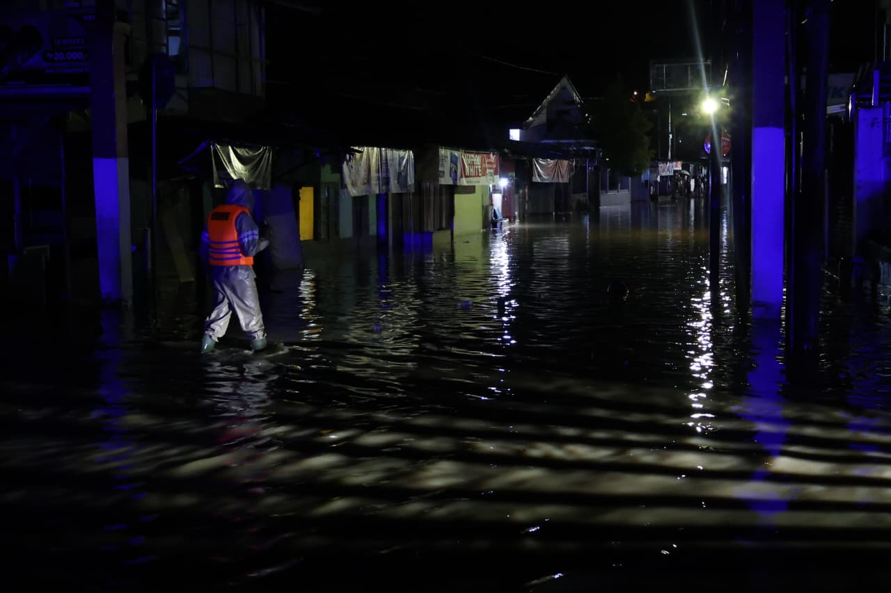 FOTO: Banjir rendam sejumlah wilayah di Manado