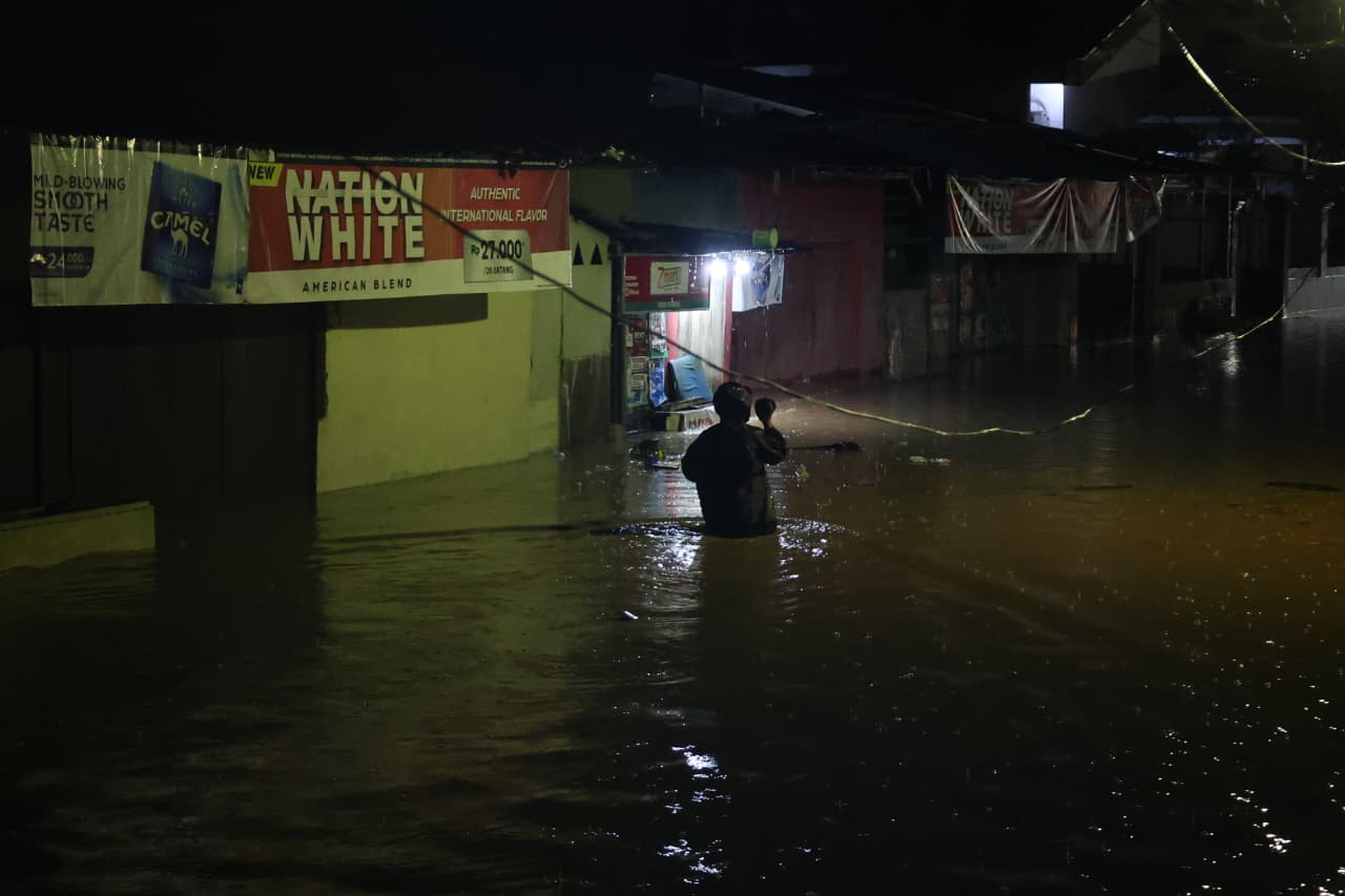 FOTO: Banjir rendam sejumlah wilayah di Manado