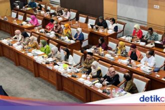 75% Keluarga Indonesia Titip Anak di Daycare, Hanya 70 Berizin