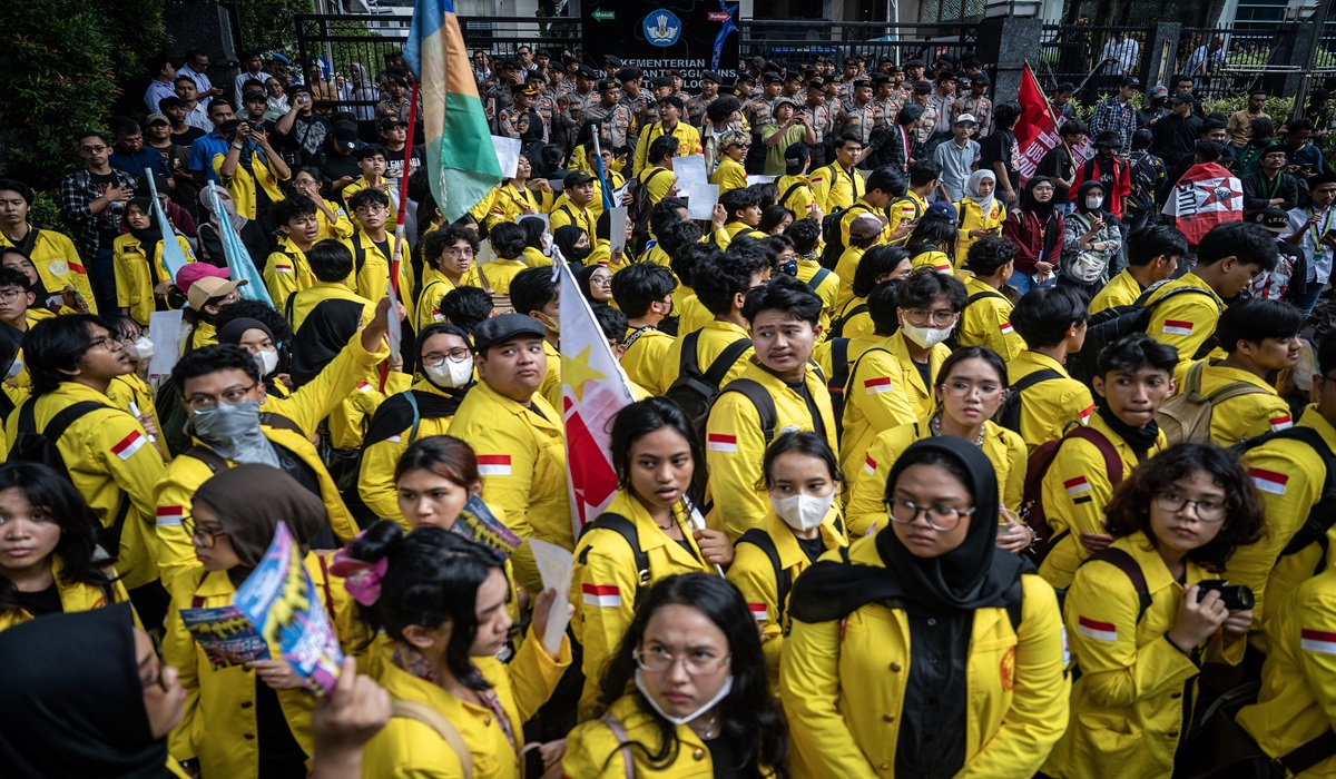 BEM UI Tolak Alihkan Demo ke DPR, Tetap di Bundaran HI