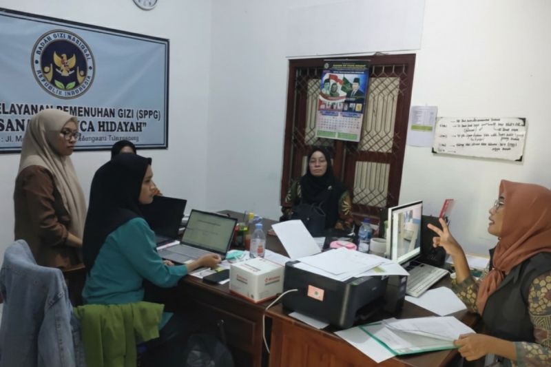BGN Hentikan Sementara Operasional 18 SPPG Akibat Monopoli