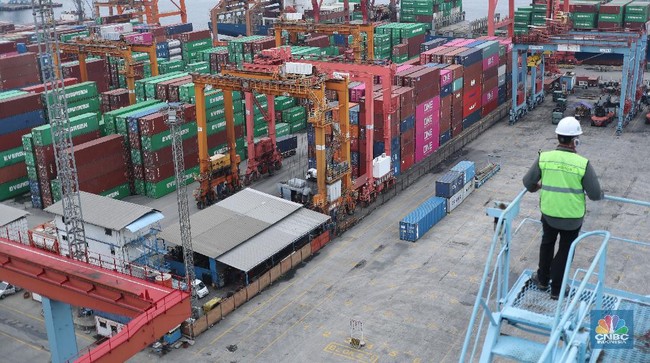 Barang Impor Indonesia Naik 9,97% pada Kuartal I 2026