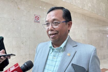 DPR Sebut Harga Pertamax Seharusnya Rp20 Ribu per Liter