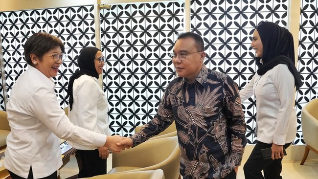 Dasco Pimpin Rapat dengan BGN Bahas Program MBG