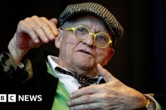 David Hockney: Inovator Seni yang Karyanya Menggemparkan Dunia
