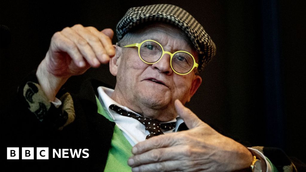 David Hockney: Inovator Seni yang Karyanya Menggemparkan Dunia