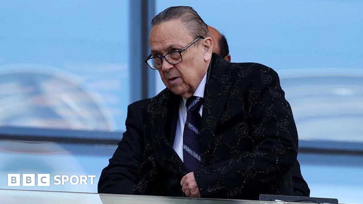 David Sullivan Mundur dari Jabatan Usai Tuduhan Serius
