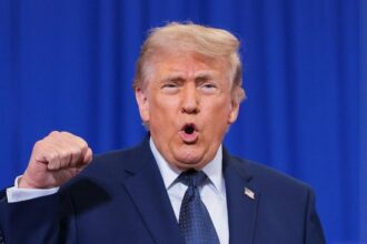 Donald Trump Hadapi Tantangan Politik terkait Perang Iran