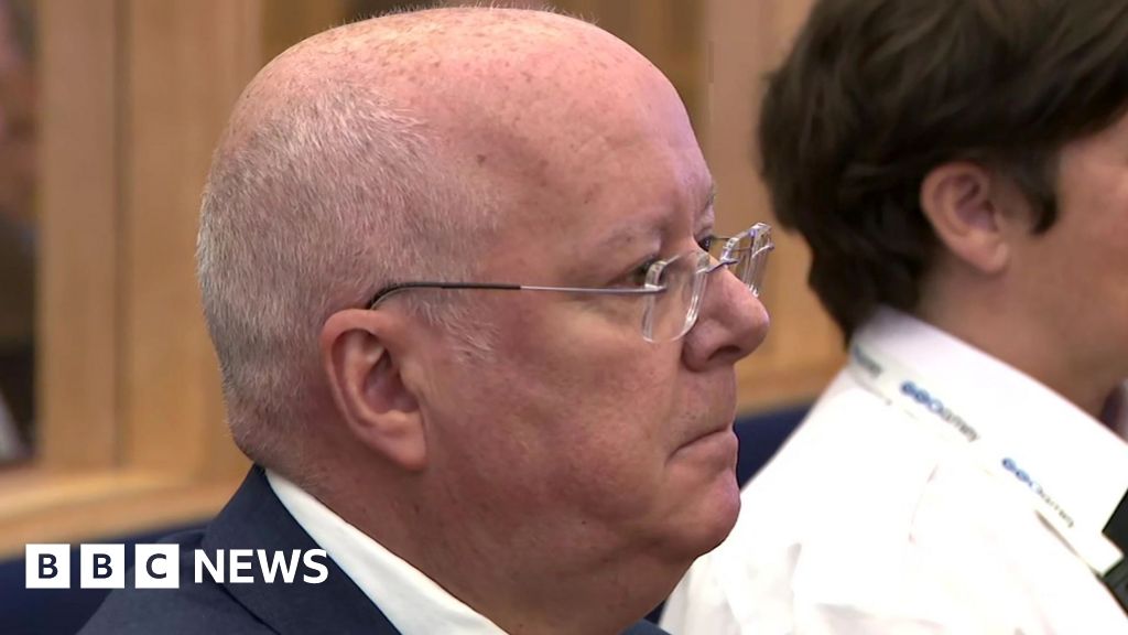 Eks Bos SNP Gunakan Kartu Partai untuk Penggelapan £400,000
