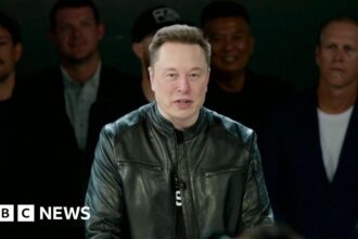 Elon Musk Jadi Triliuner Pertama Dunia Saat SpaceX Debut di Pasar Saham