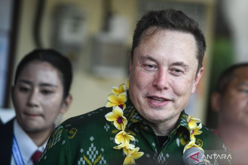 Elon Musk Resmi Jadi Triliuner Pertama di Dunia