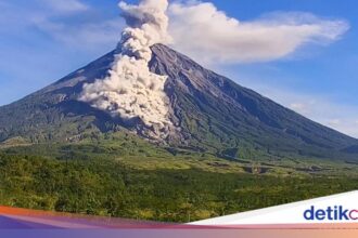 Gunung Semeru Mengalami Erupsi Dua Kali Pagi Ini
