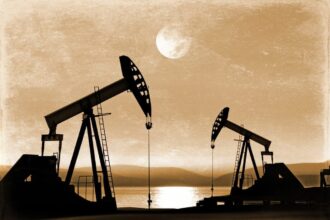 Harga Minyak Global Meningkat Akibat Penutupan Selat Hormuz oleh Iran