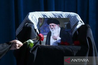 Iran Gelar Prosesi Pemakaman Akbar Ali Khamenei