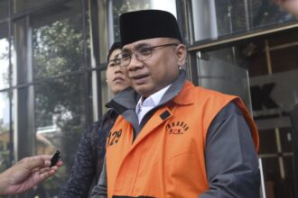 KPK Menangguhkan Penahanan Yaqut karena Masalah Pencernaan
