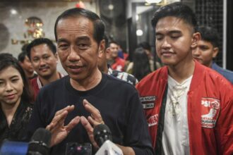 Kaesang Pangarep Temani Jokowi Blusukan ke Lampung