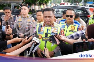 Kakorlantas Tinjau Proyek Galian di TB Simatupang yang Bikin Macet