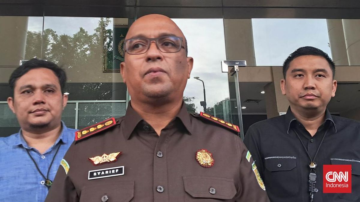 Kejagung Sita Toyota Alphard dari Kasus Korupsi MBG