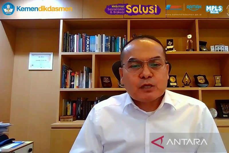Kemendikdasmen Ingatkan Pentingnya Kegiatan MPLS yang Sesuai Usia
