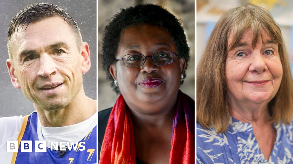 Kevin Sinfield dan Penulis Blackman serta Donaldson Pimpin Daftar Penghargaan