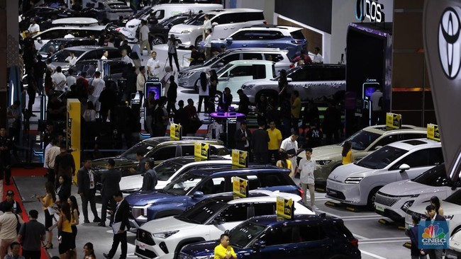 Kijang Innova Rajai Pasar Mobil RI Mei 2026