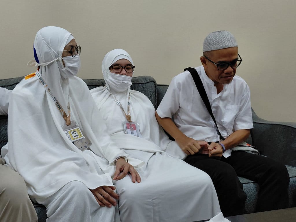 Kisah Sharfina, Perjalanan Haji Penyandang Autis ke Tanah Suci