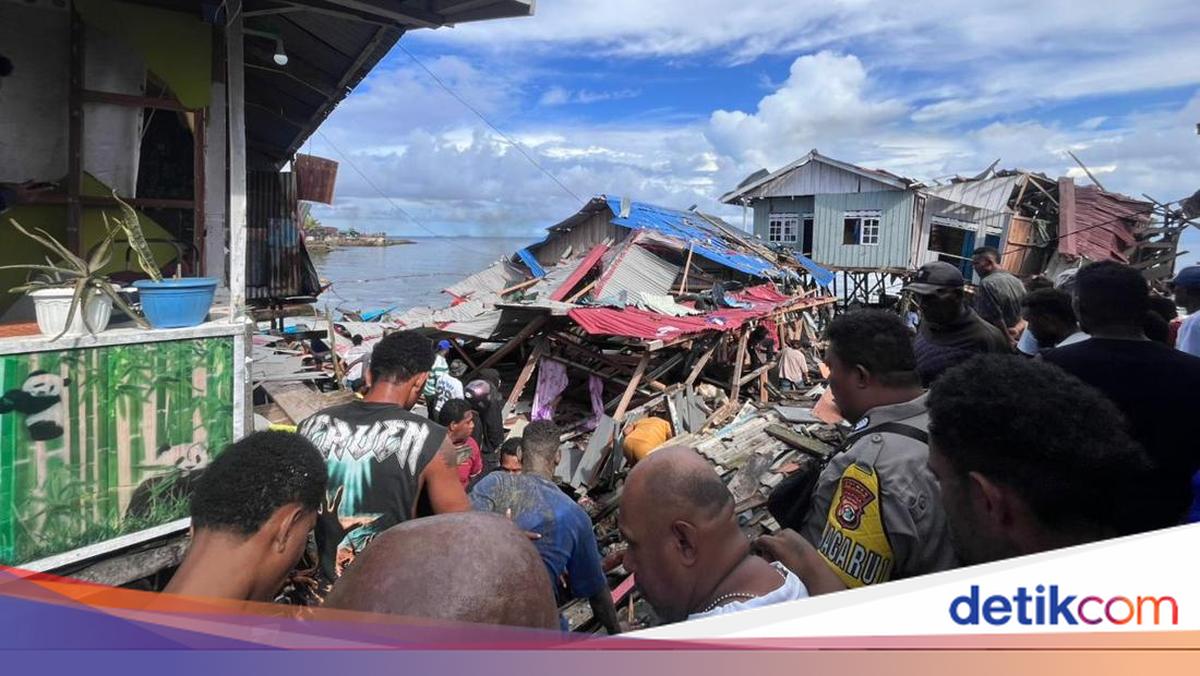 Ledakan Bom Sisa Perang Dunia II Rusak 10 Rumah di Biak Numfor
